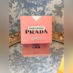 Prada Paradoxe EAU de Parfum